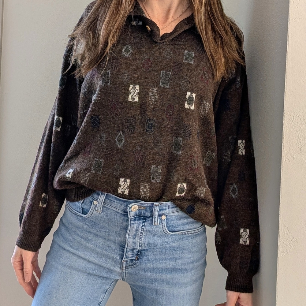 Vintage Abstract Geometric Patterned Collared Wool Blend Henley Sweater In Brown